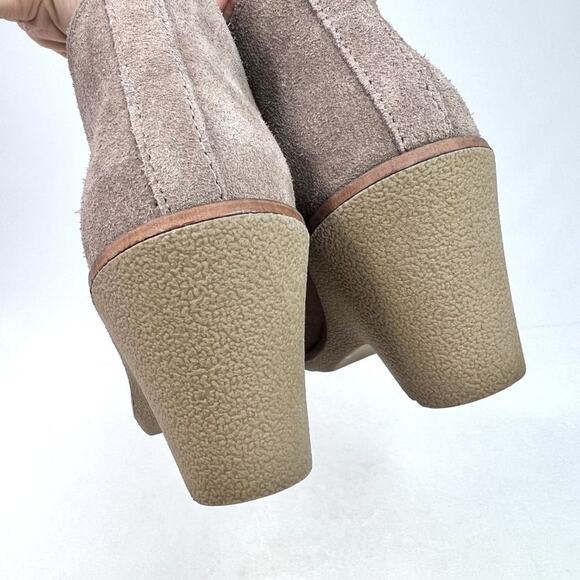 Sonoma Goods For Life Nadine Taupe Suede Wedge Booties 7 - Picture 6 of 10